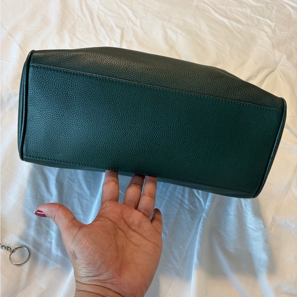 EUC Tory Burch Green Leather Shoulder Bag - Picture 5 of 13
